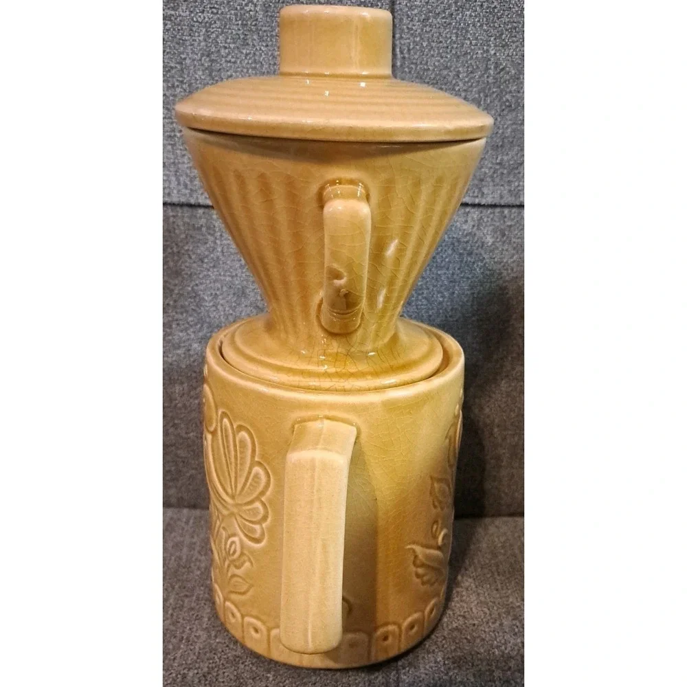 Vtg Yellow Hand Painted Ceramic‎ Tulip Pourover Teapot Made in Japan Farmhouse